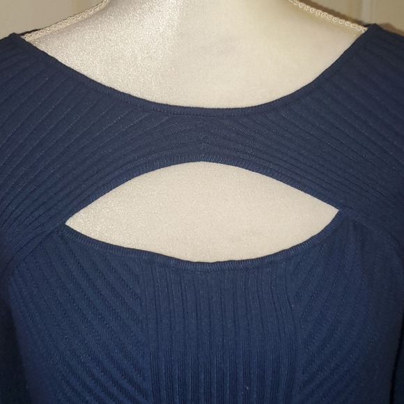 Lane Bryant Ribbed Keyhole 3/4 Sleeve Sweater SZ 14/16 - Picture 2 of 7